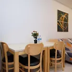 Comfort Stay 2Br At L\'Avenue Pancoran Apartment By Travelio